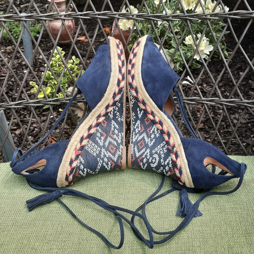 Cabi Isla Southwestern Aztec Pattern Suede Lace Up Wedge Sandal.